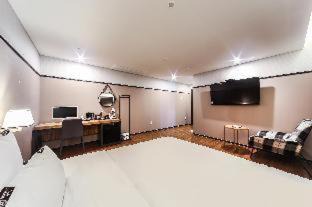 Busanjin Hotel | Seomyeon Brown-dot hotel Gold