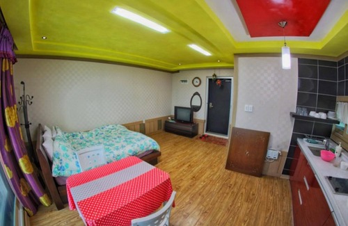 Seosan House | Seosan Solchang Pension