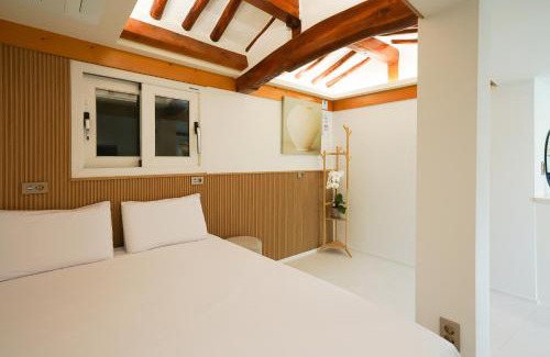 Sajik-dong Apartment | Seoul premium hanok StayDalmaji