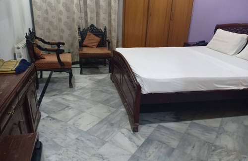 G-8 Sector House | Separate floor with central heating/AC