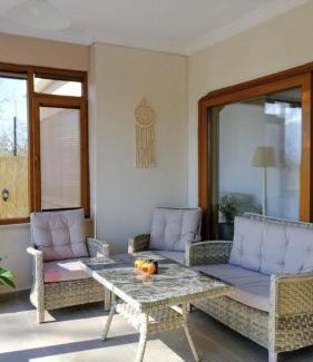 Kartepe Villa | Sepetçi Lakehouse Heated Pool