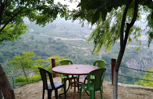 Bcharre Ski Chalet | SEQUOIA GUESTHOUSE (Private Chalet)