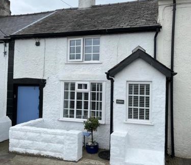 Malltraeth House | SEREN cottage