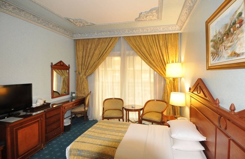 Hamra Hotel | Serenada Golden Palace - Boutique Hotel