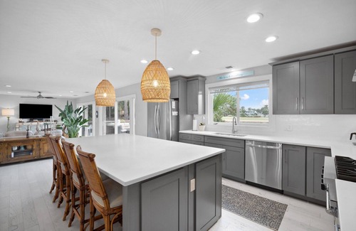 Saint Helena Island House | Serendipity - Golf Cart Included