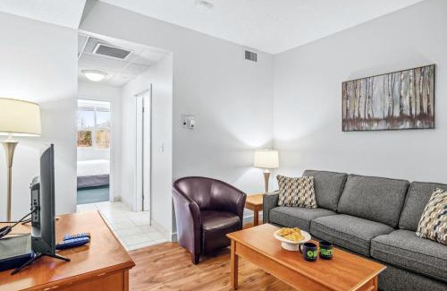 Canmore Apartment | Serene 1BR Retreat Mtn Views, Pool, and Hot Tub