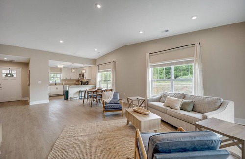 Williamsburg Condo | Serene 2-Bedroom Condo in Traverse City