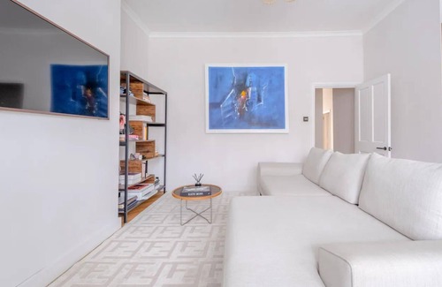 Dulwich Apartment | Serene and Sleek 2 Bedroom flat in Peckham
