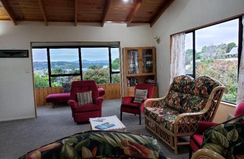 Snells Beach House | Serene at Snells - Snells Beach Bach