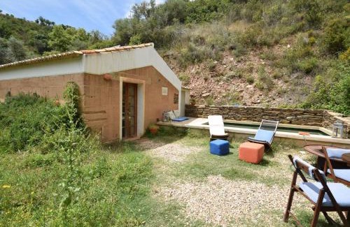 Troviscais House | Serene Cottage in S o Lu s with Barbecue