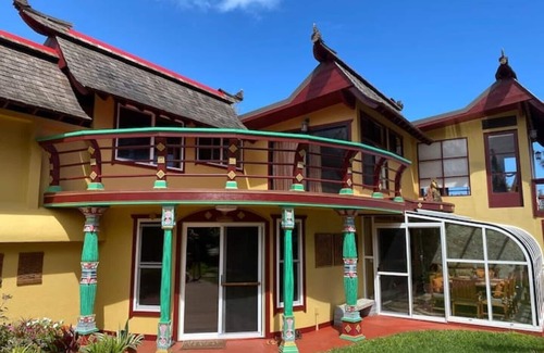 Huelo House | Serene Eco Retreat: Ocean Views, Waterfalls, and Scenic Trails!