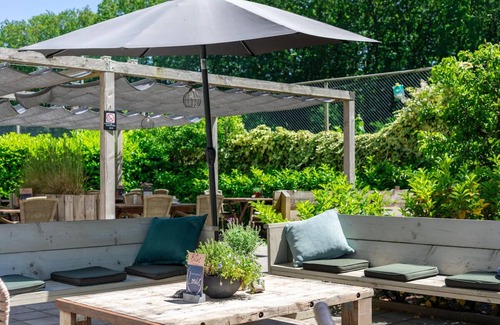 Bosschenhoofd Hotel | Serene Escape in Bosschenhoofd near top Nature trails, water park & local sites