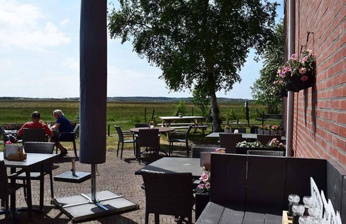 Nieuw-Haamstede Hotel | Serene Getaway w/balcony & parking | Scenic views, Nature trails & local sites
