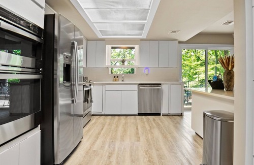 South Tulsa House | Serene Haven near Downtown Tulsa
