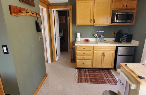 Montrose Cabin | Serene Mountain Retreat with Breathtaking Views – 1.5 Hrs from Telluride!