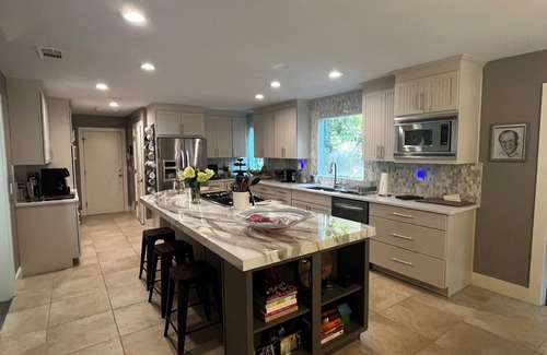 Sandy Springs House | Serene Nature Escape By the River