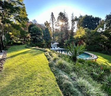 Constantia Kloof House | Serene Place Guest House & Conference Venue AFFORDABLE LUXURY WITH BACKUP POWER