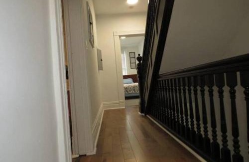 South Oakland Apartment | Serene Retreat in the Heart of Pittsburgh Oakland