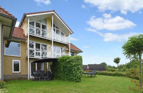 Brouwershaven House | Serene Stay by the Shore