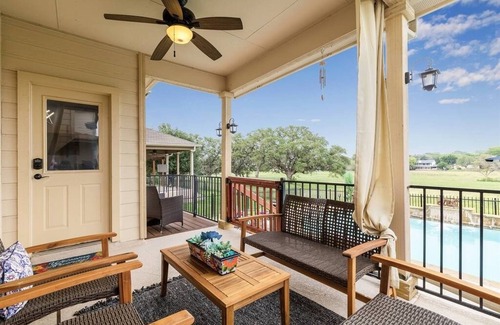 Cibolo House | Serene Views Ideal For Long Stays Heated Pool