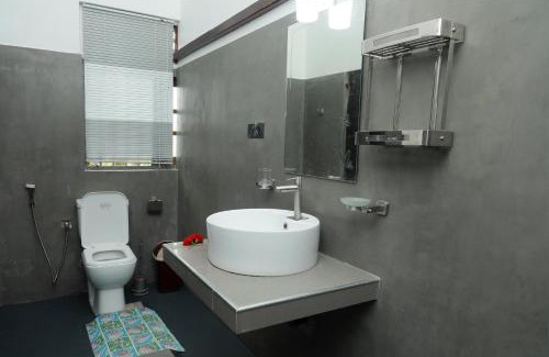 Wanchawala House | Serene Villa