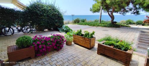 Nea Moudania Apartment | Serene Vintage