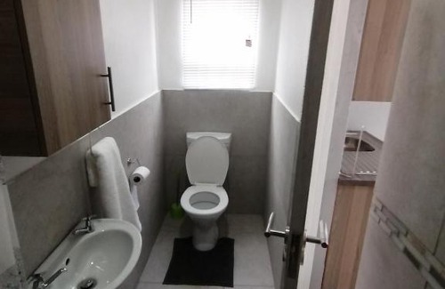 Greater Johannesburg Metropolitan Area Bed & Breakfast | Serenity Airb&b Protea Glen