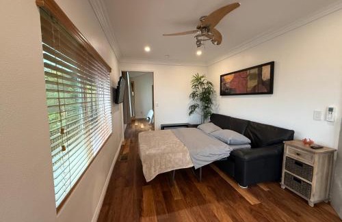 Mount Helix Apartment | Serenity - Amazing Views & Modern Charm