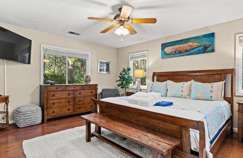 Lawton Woods House | Serenity by the Sea