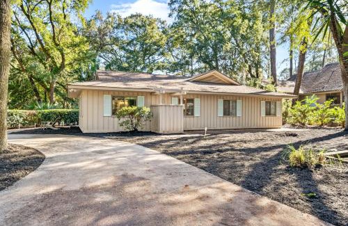 Lawton Woods House | Serenity by the Sea