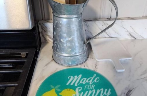 Edinboro House | Serenity Lakeside Cottage