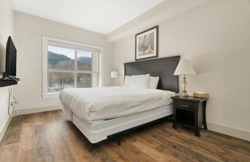 Harrison Hot Springs Apartment | Serenity Luxe 2BR unit in Harrison