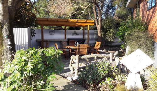 Pleasant Point Hotel | Serenity Motels
