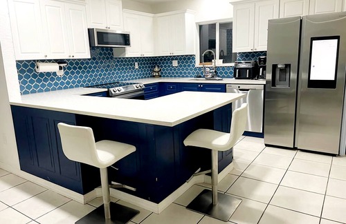 Florida City House | Serenity, Private Room: Desk & Gym + Free Parking