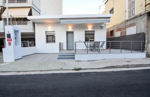 Xylokastron House | Serenity Residence