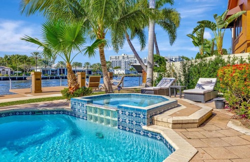 Bel Air Villa | Serenity Villa Water Front