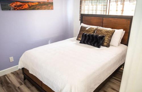 Hillcrest House | Serenity