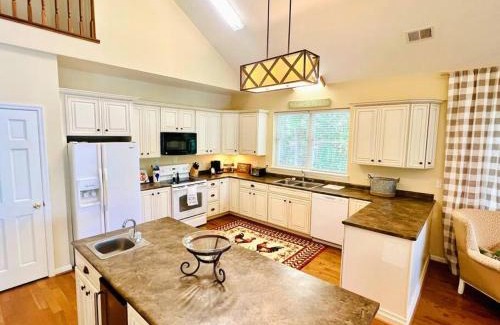 Prosperity House | Serenity View Lakeside Retreat on Lake Murray, SC