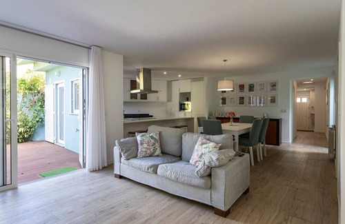 Ramalde House | Serralves Blue House by LovelyStay