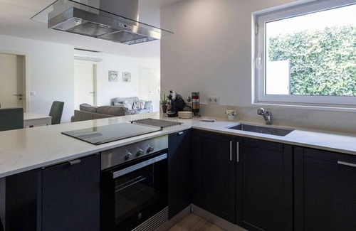 Ramalde House | Serralves Blue House by LovelyStay