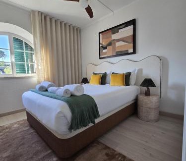 Faulha Villa | Sesimbra Stylish Villa by Homing