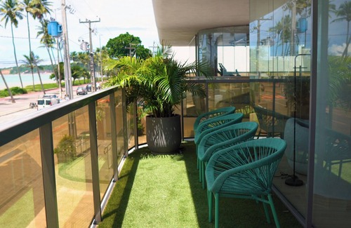 Cabo Branco Apartment | Setai Yacht Comfort - By Almare Flats