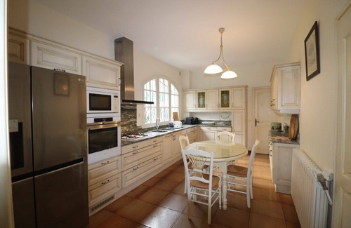 Sete Villa | Sete, St Clair, Charming house Pool Clim Beautiful view etang Thau Gr quiet garden