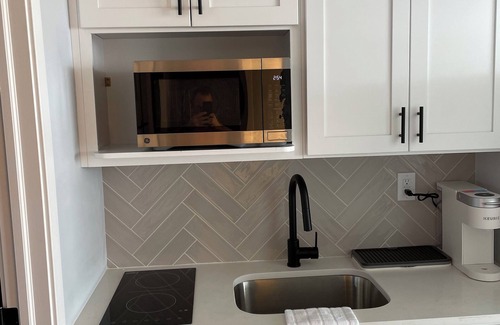 Cape May - Wildwood Condo | Settle In the Sun!nFantastic centrally located North Wildwood Condo
