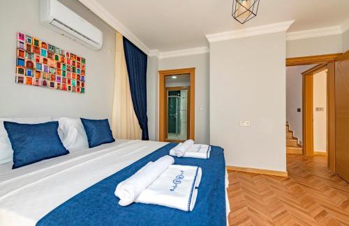 Hisaronu Villa | Seven 7 - 3 Bedroom Brand New Holiday Villa in Hisarönü