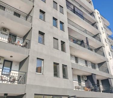 Saturn Apartment | Seven Apartament