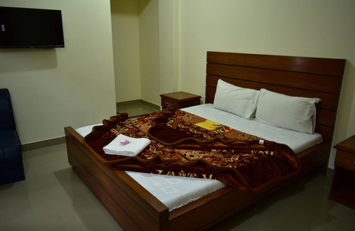 Loralai District Hotel | Seven Eleven Guest House