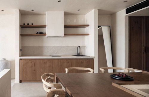 Paliouri Apartment | Seven Rocks Suites