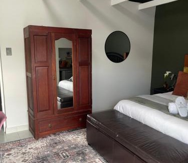 Secunda House | Seven