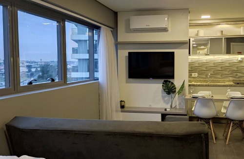 Reboucas Apartment | Seventh Avenue Oxford -7TH041